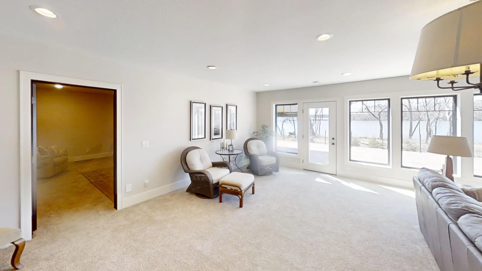 2313 9th St W