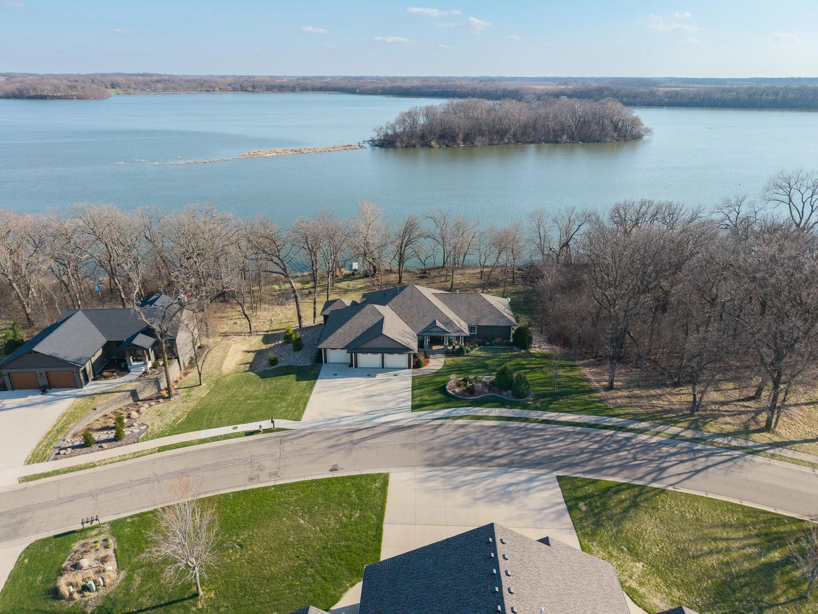 DJI_20250421174442_0005_D_001.jpg