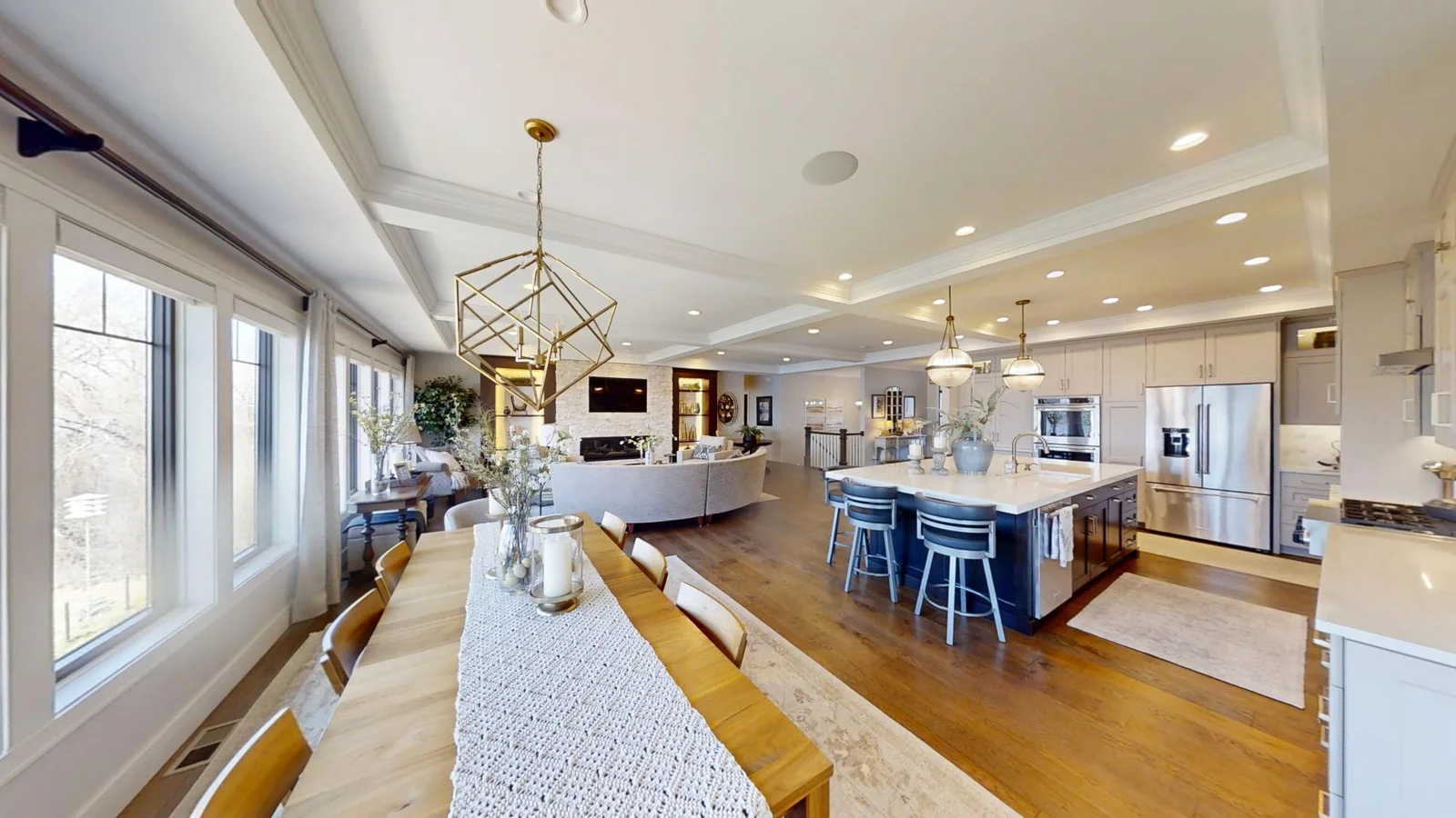2313 9th St W