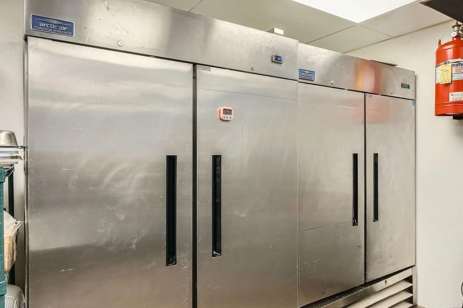 712 University Ave W - Web Quality - 012 - 12 Refridgerators.jpg