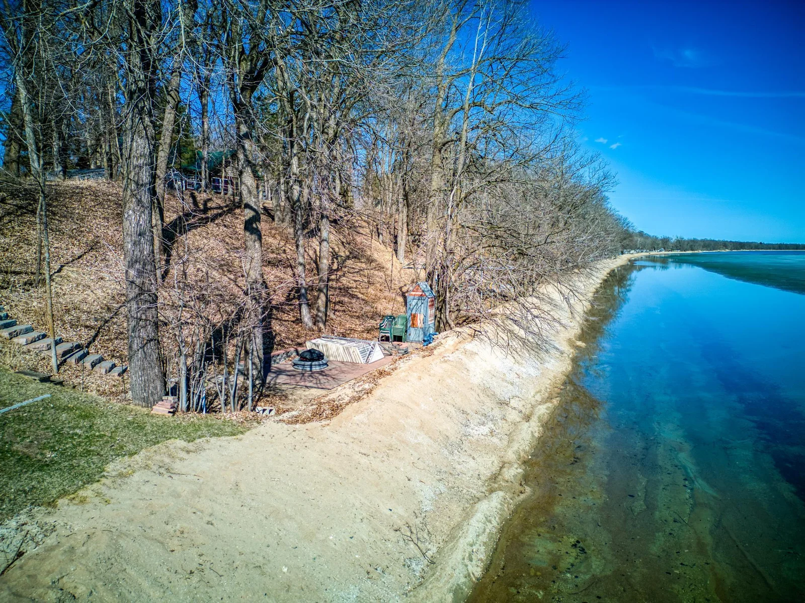 Your own private shoreline, with plenty of room for docks and water toys.