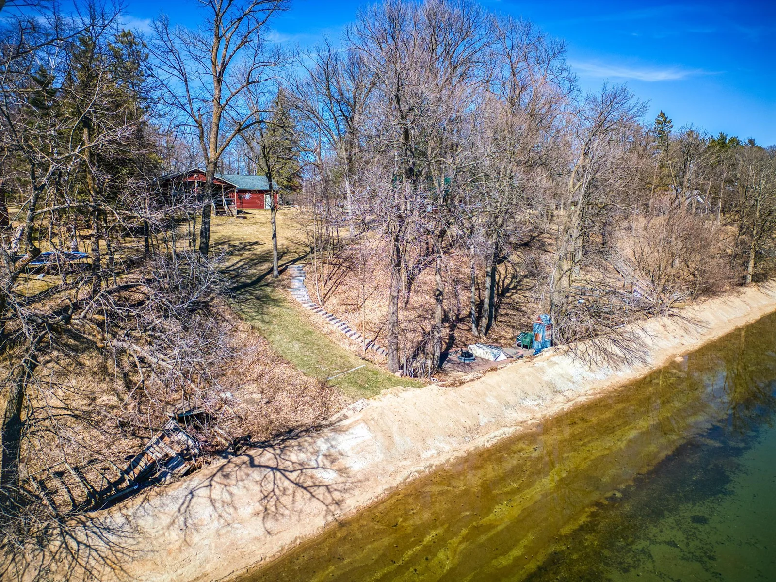 Picture yourself enjoying all seasons here.