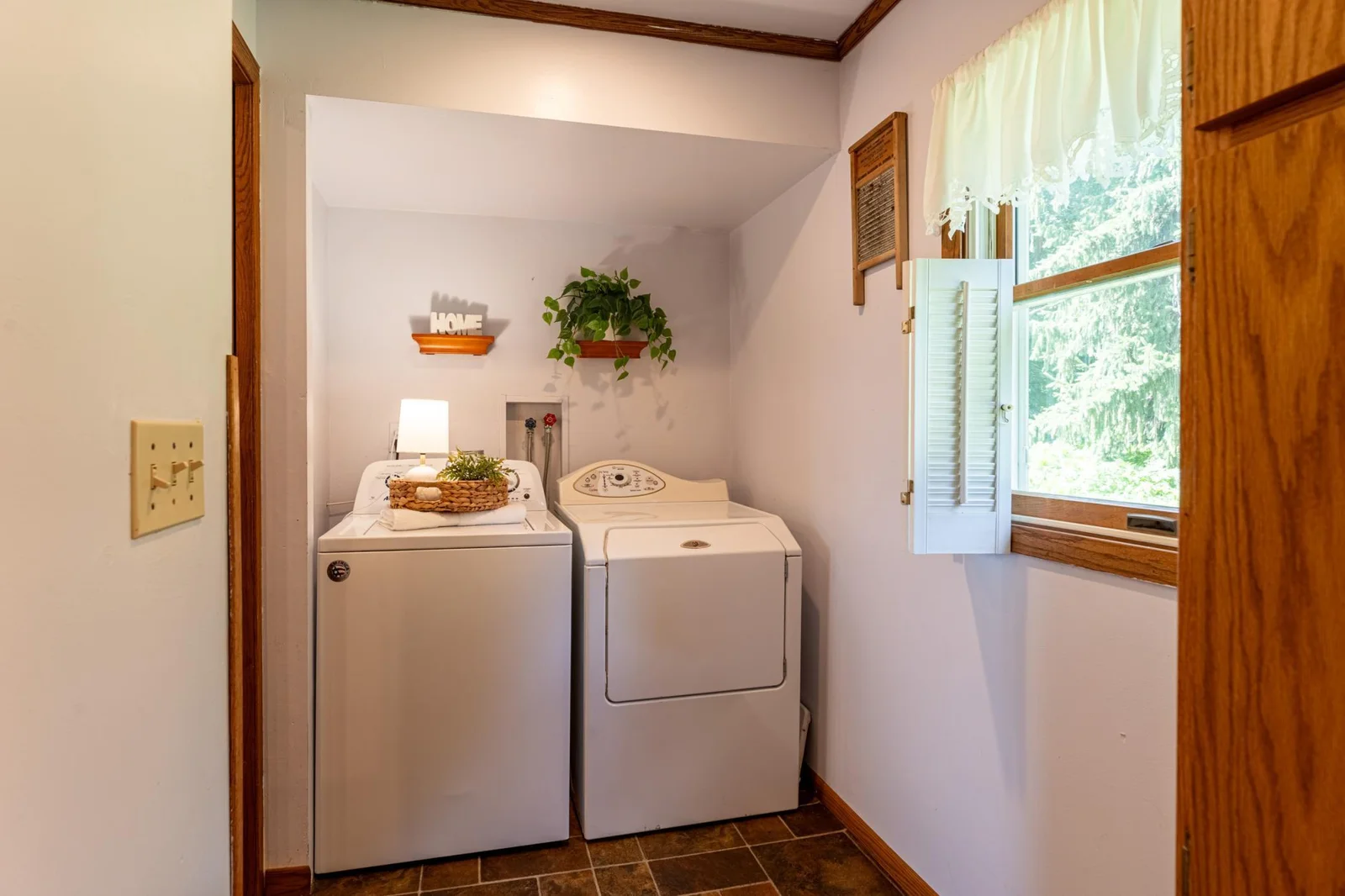 Laundry is also on the main floor