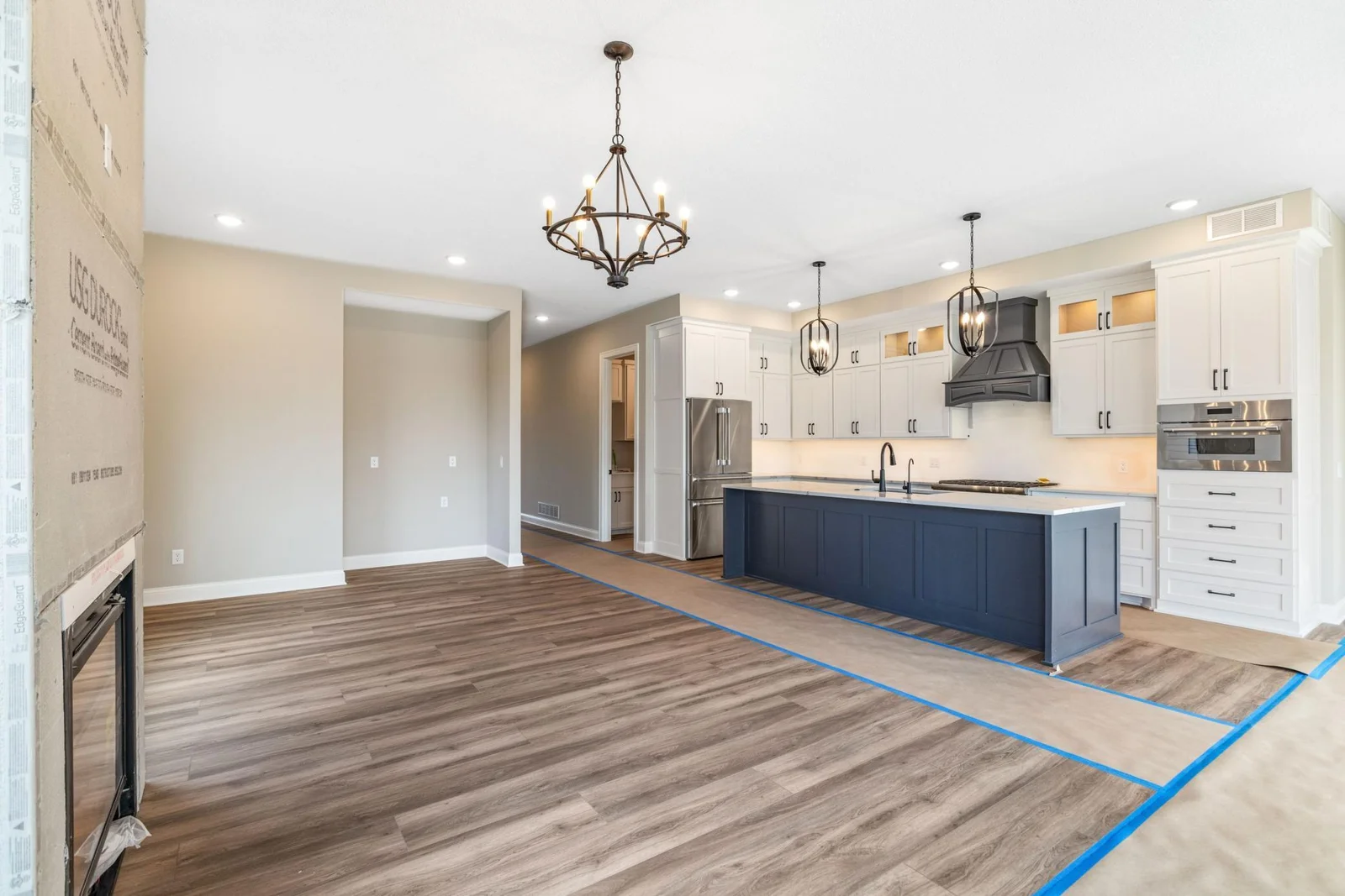 Dining and Kitchen.jpeg