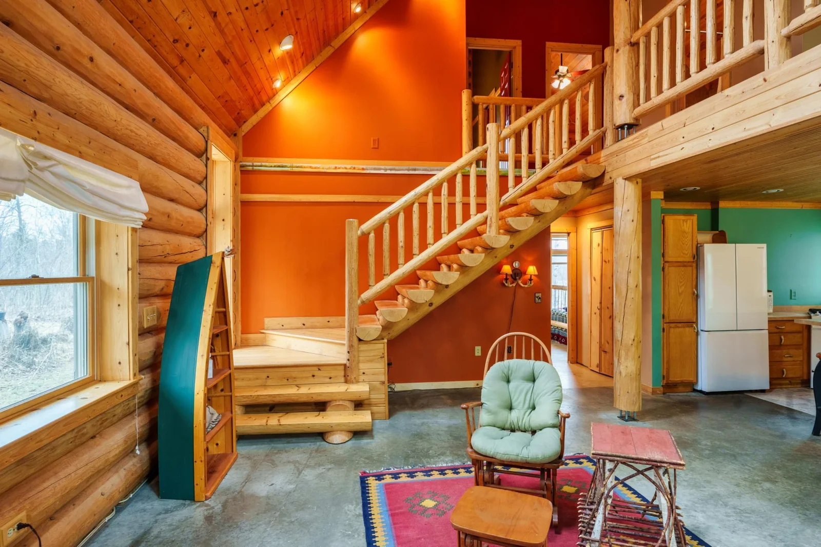 Stairs to Upper Level.jpeg