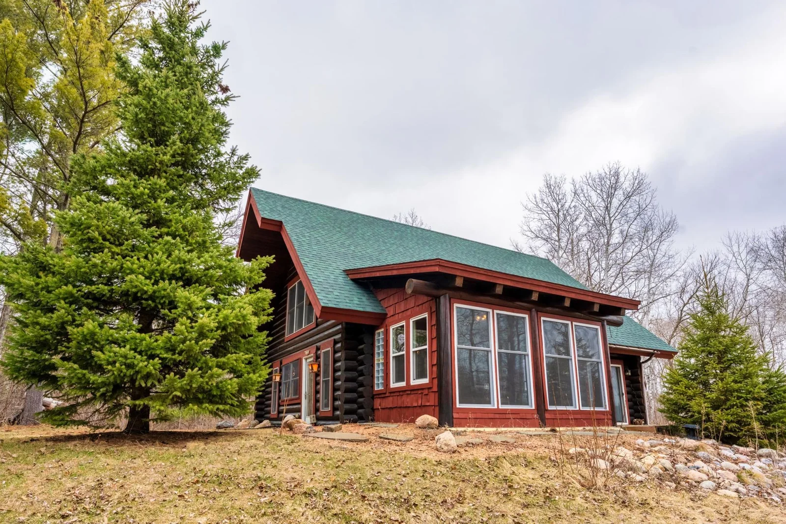 Exterior 3 Season Porch.jpeg