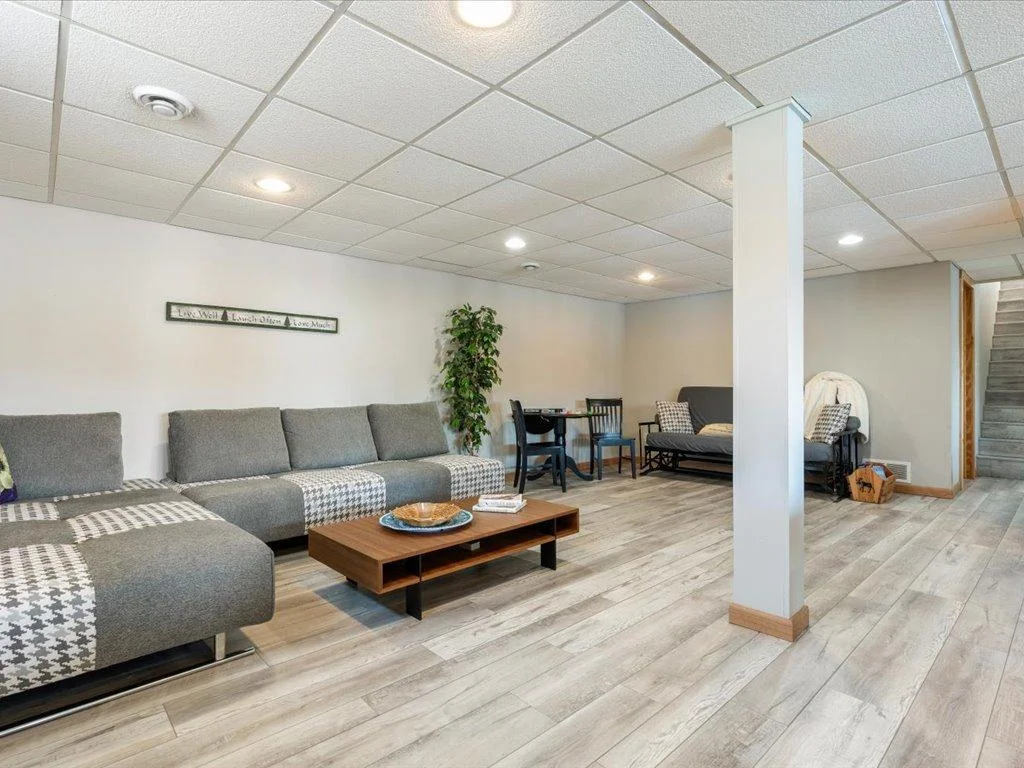 Family and friends will enjoy this space