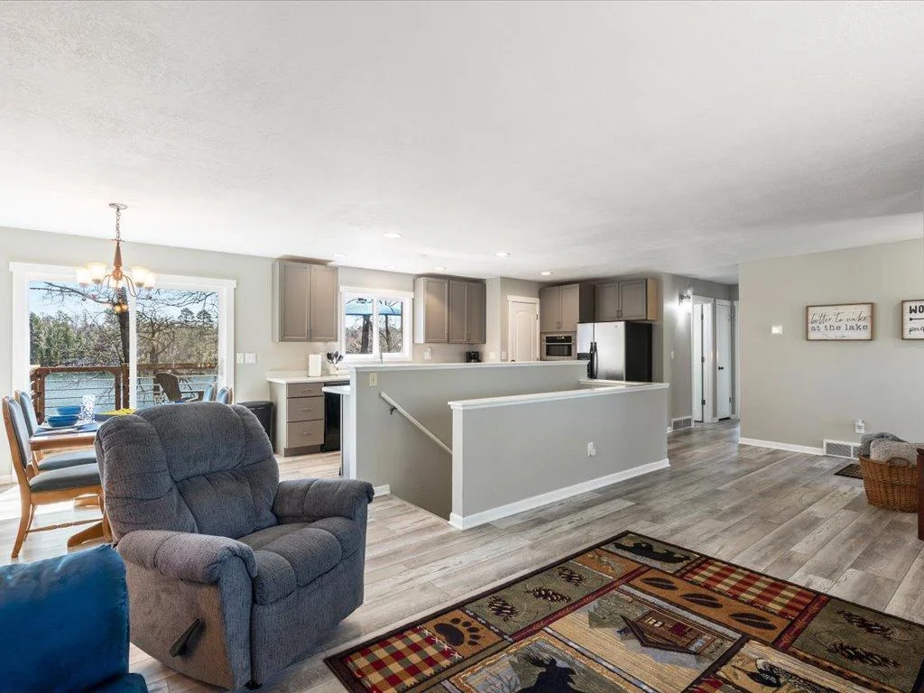 Feel refreshed with lake views in every direction