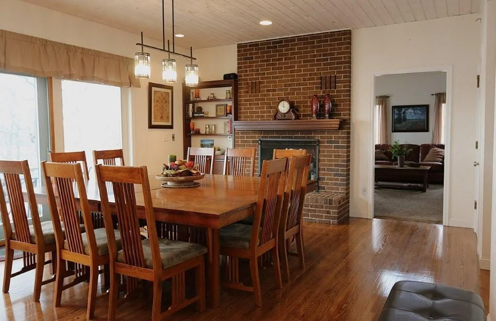 Dining room.jpg
