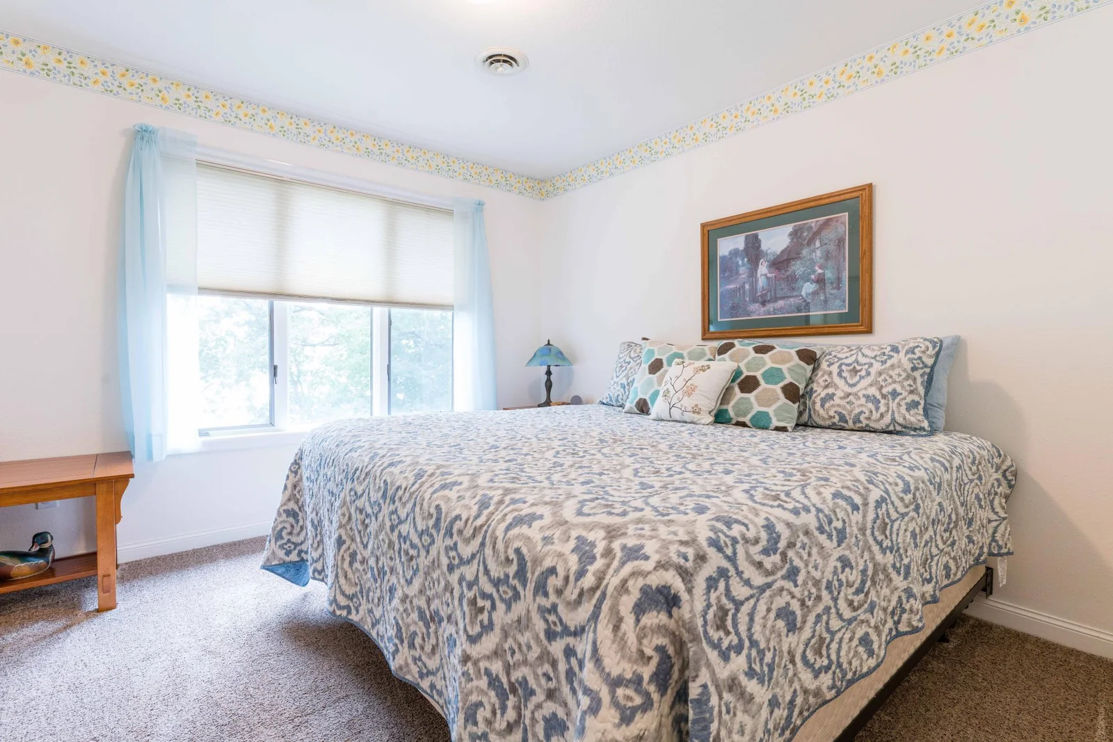 40861 Bed up 1.jpg