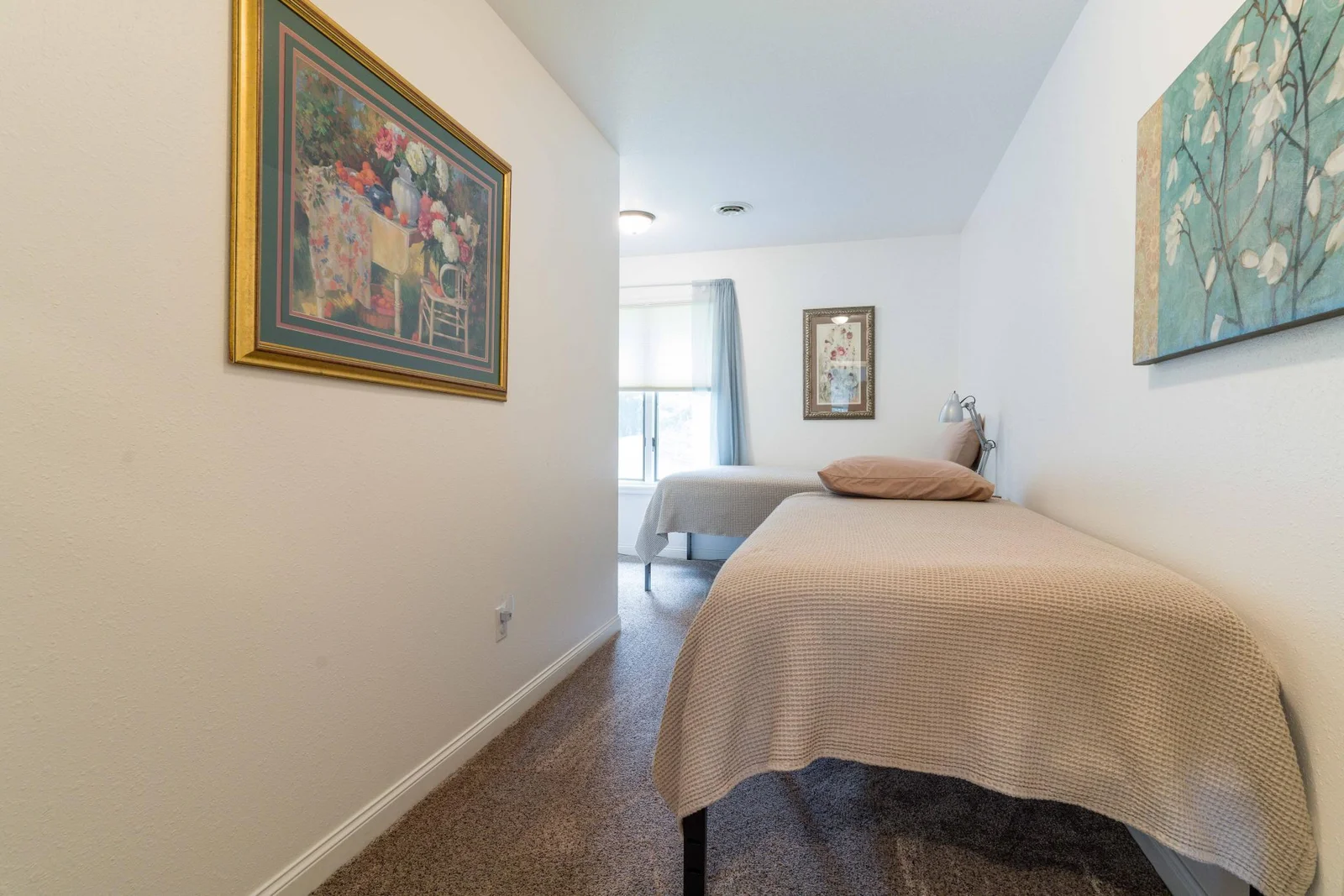 40861 Bed up 4.jpg