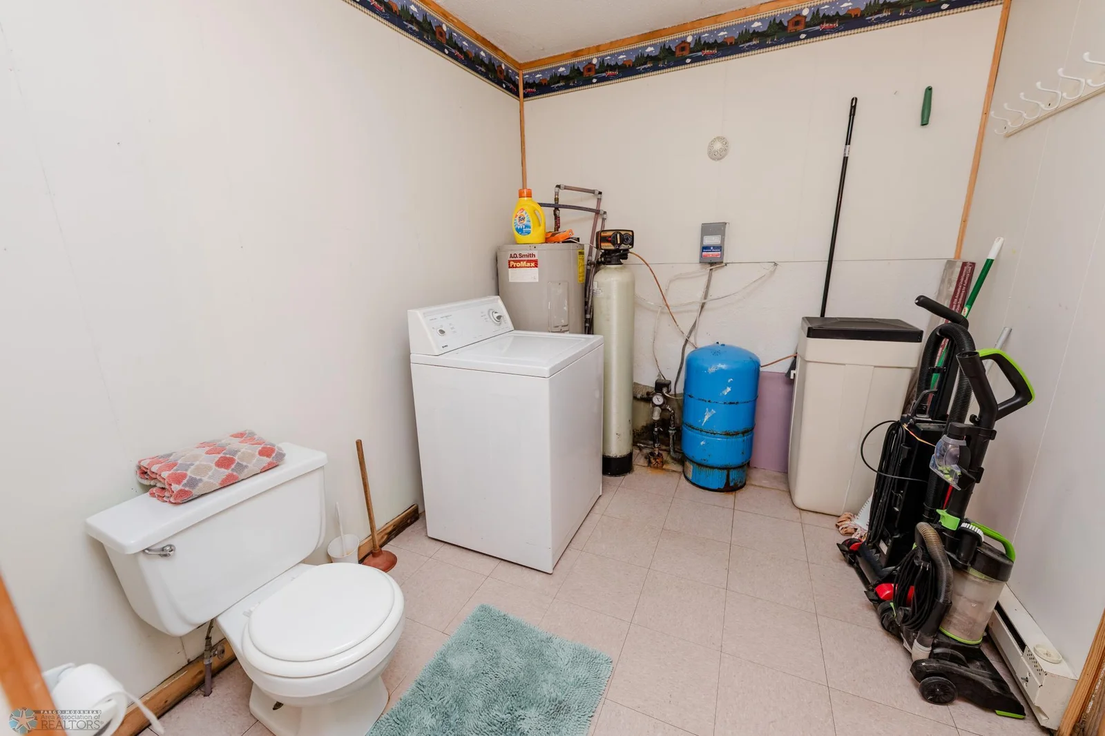 Bath / Laundry