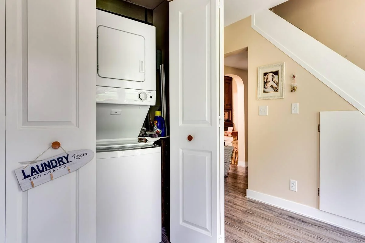 Laundry Room.jpg