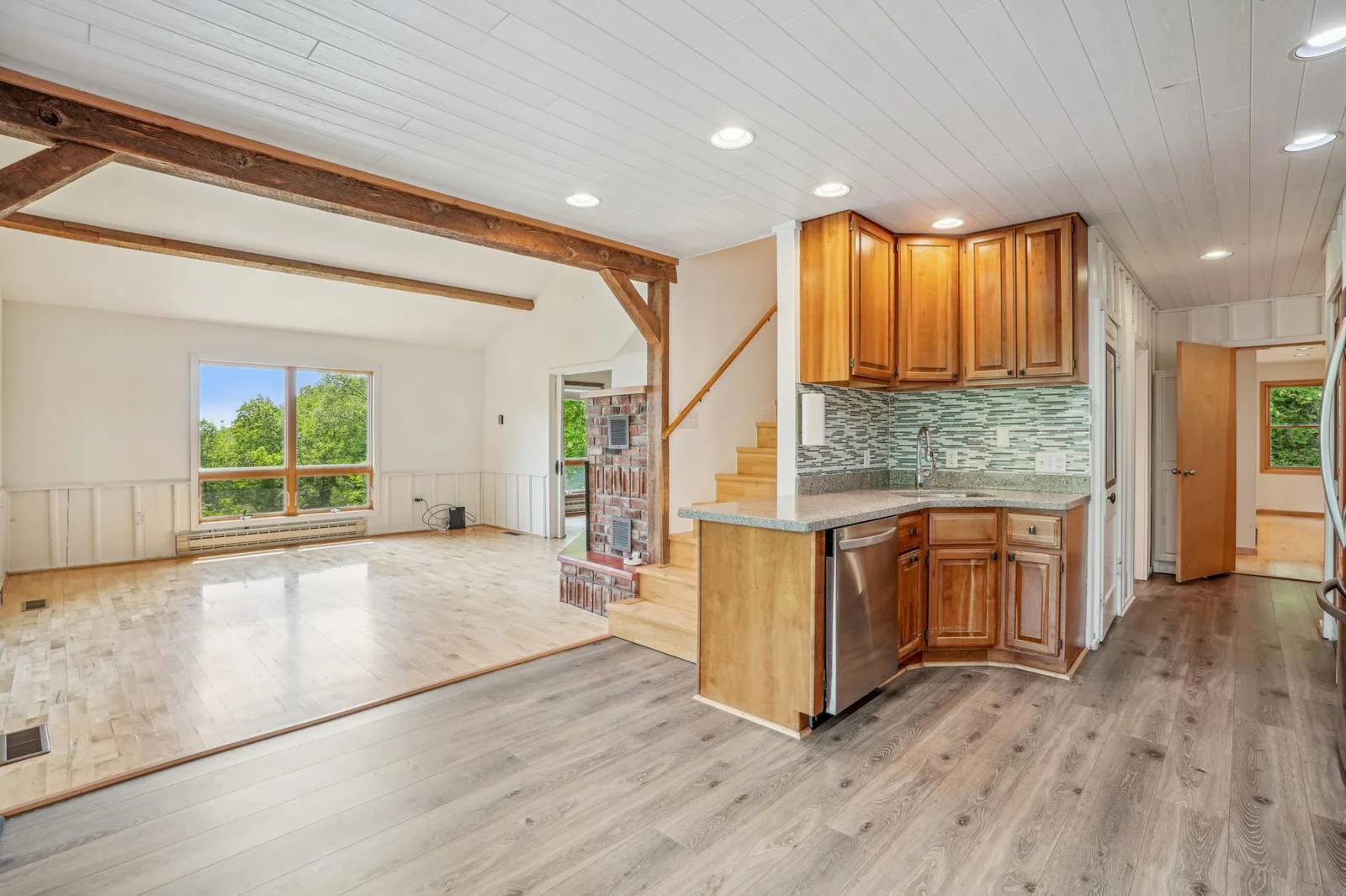 Kitchen and living room