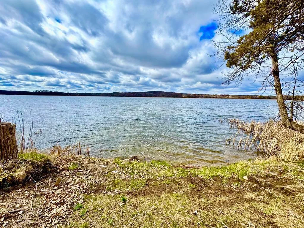 Photo 1 of 17653 Upper Spunk Lake