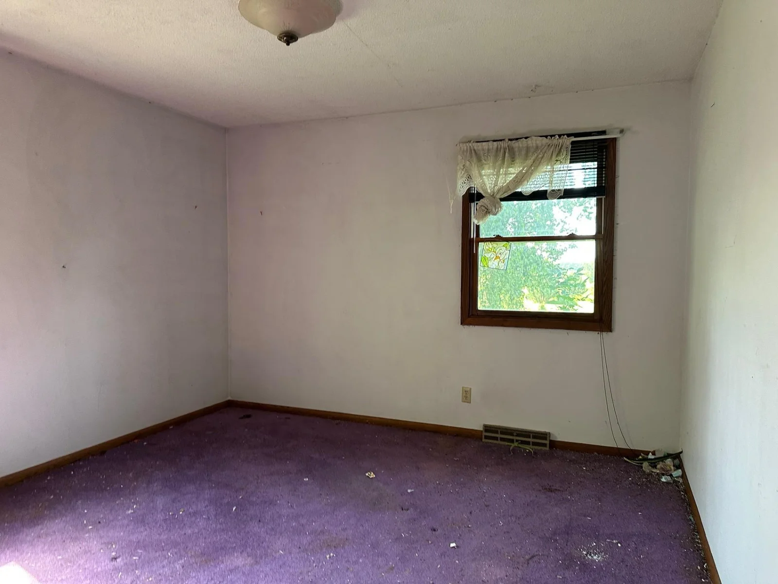 Bedroom 2 ML.jpg