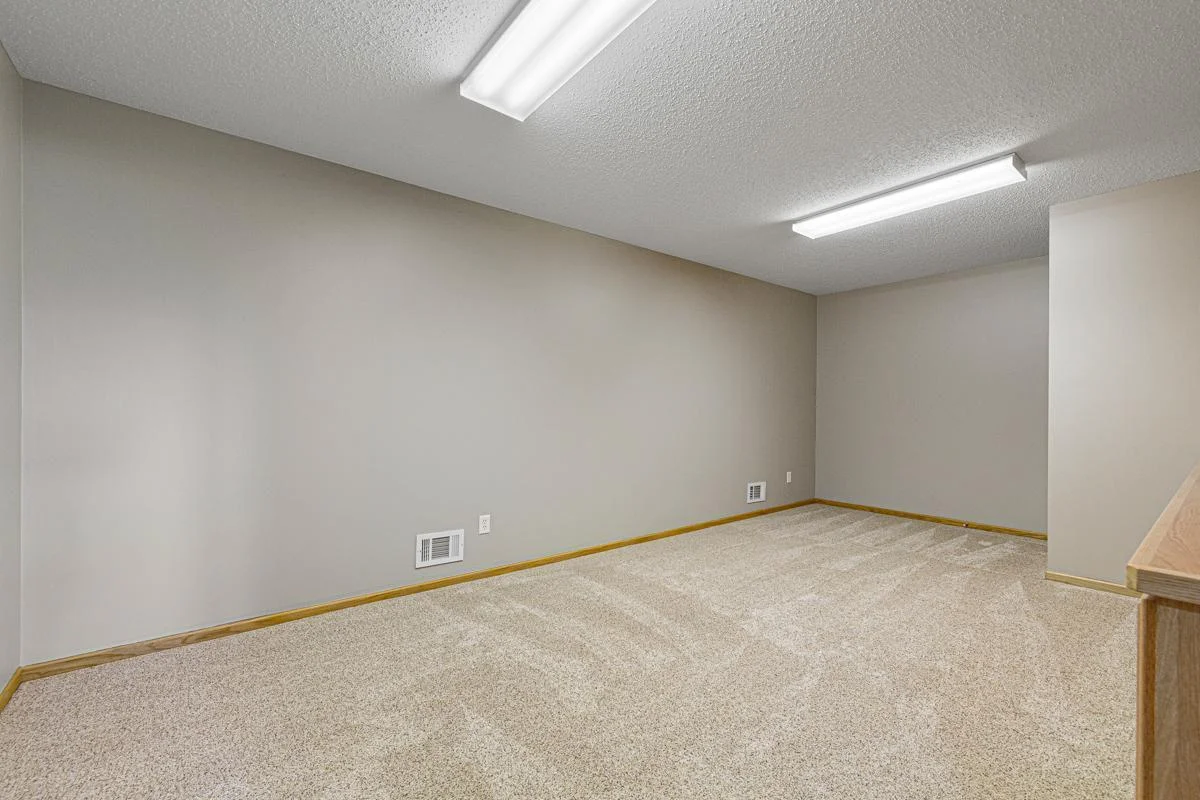 56 Office 2_lower.jpg
