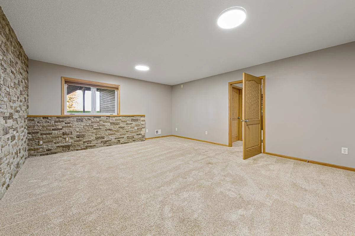 52 Game room_lower.jpg