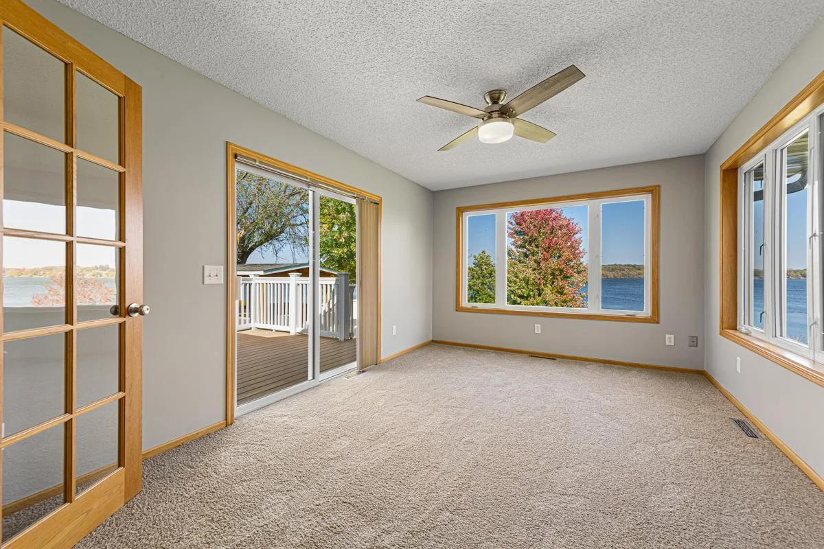 34 Sunroom.jpg