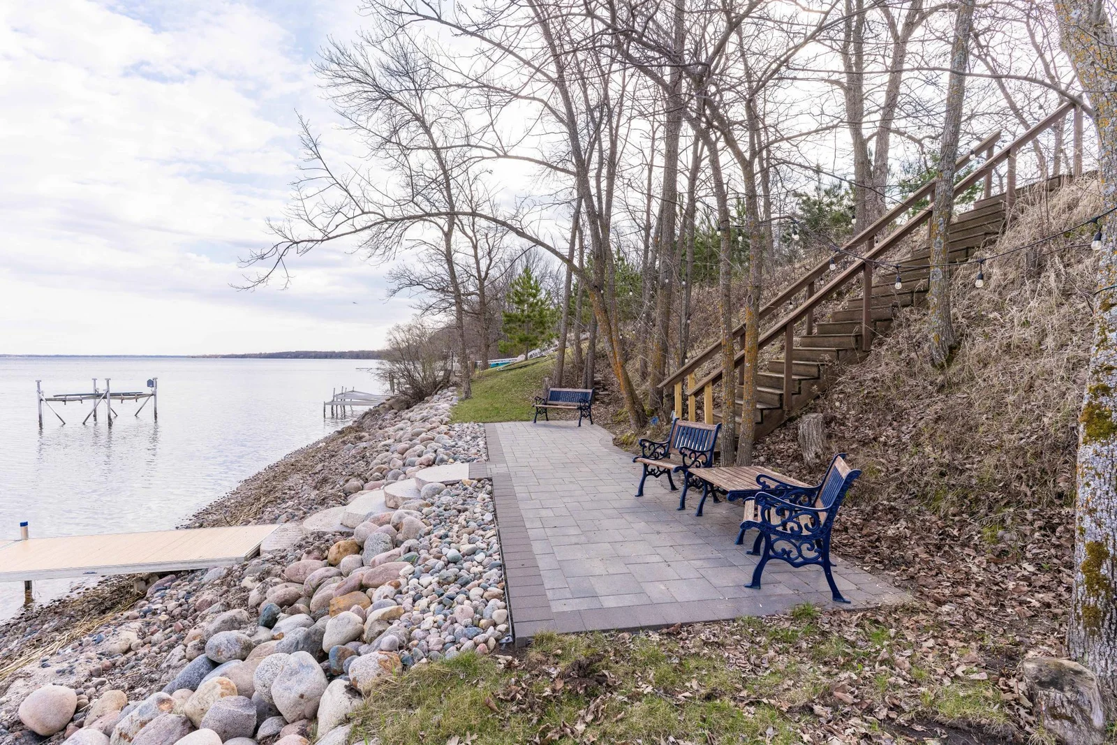 Lakeside Paver Patio