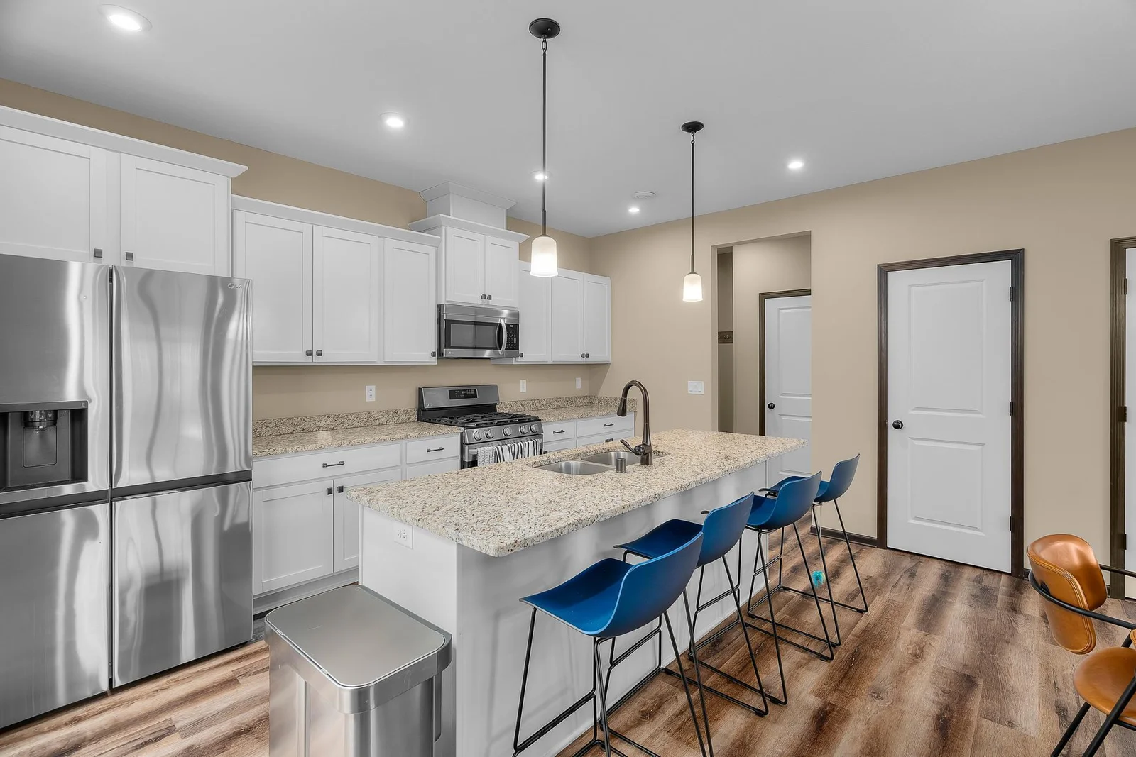 1413 100th Ave NW MLS-15.jpg