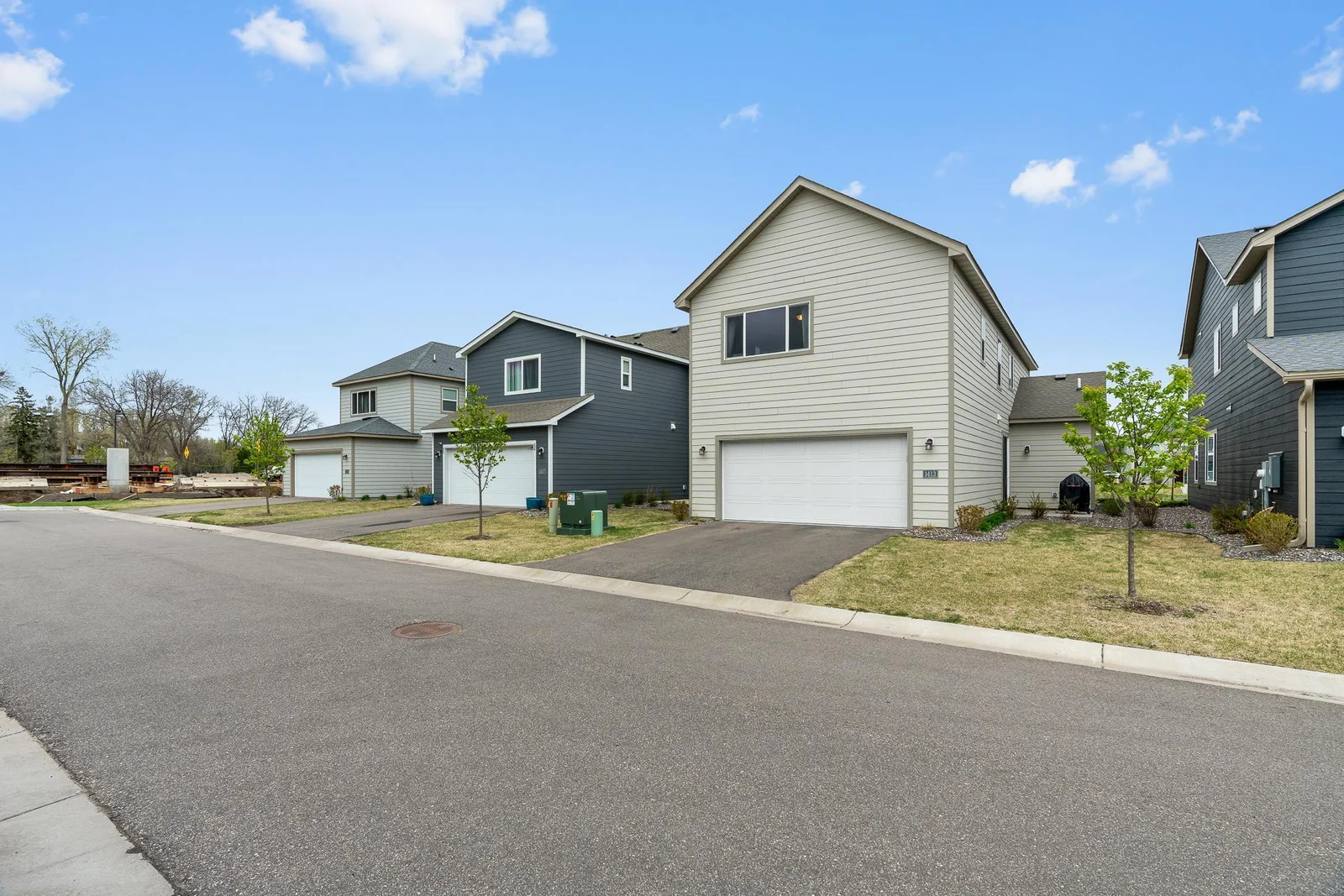 1413 100th Ave NW MLS-6.jpg