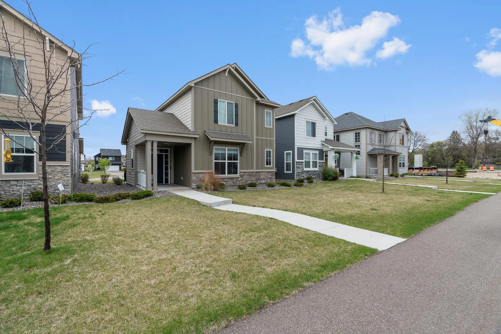 1413 100th Ave NW MLS-2.jpg