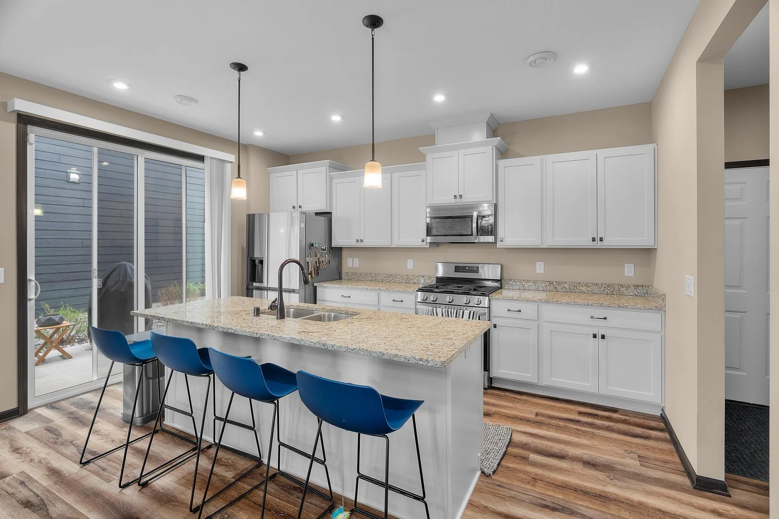 1413 100th Ave NW MLS-11.jpg