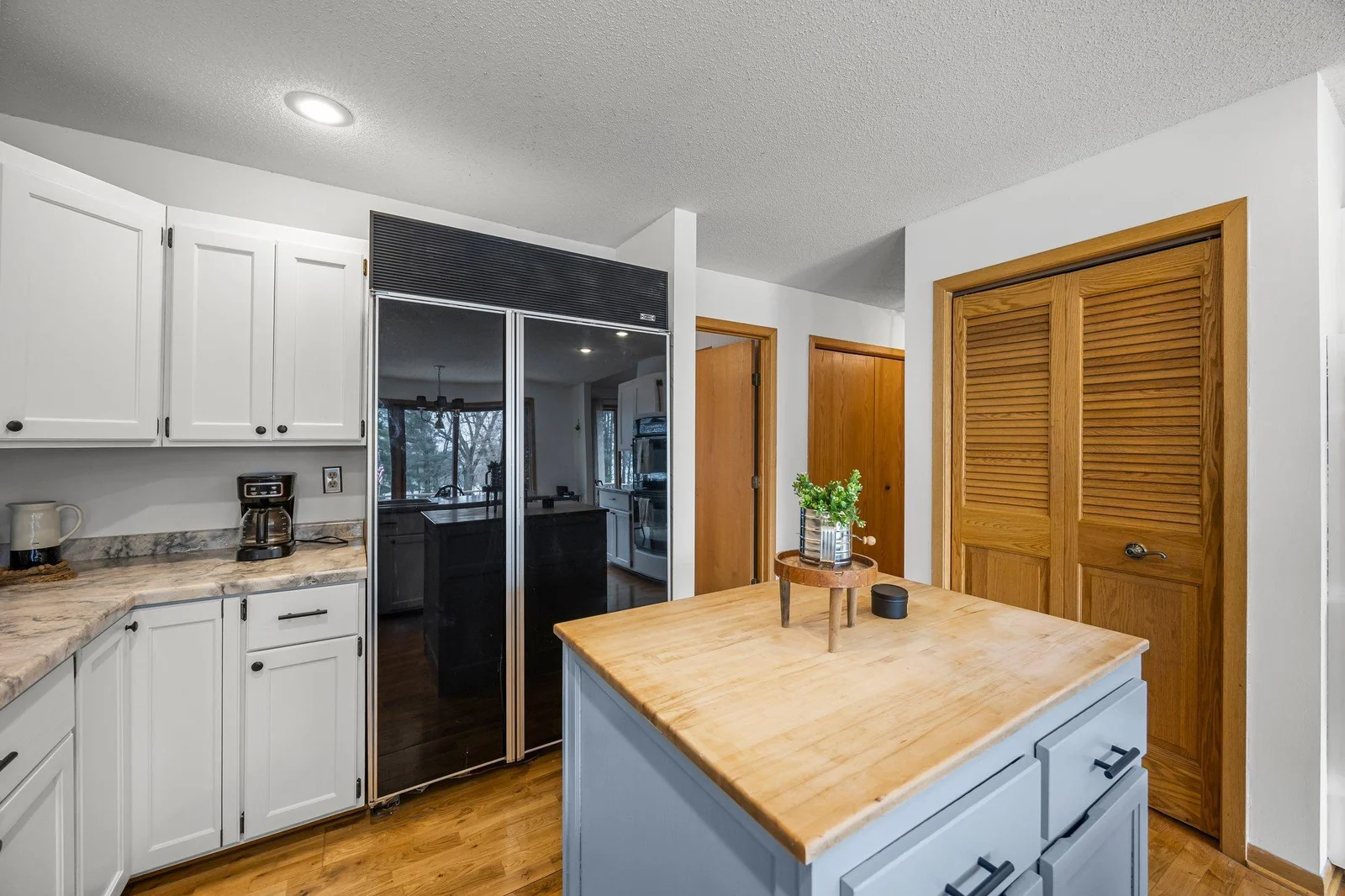 Main House 4BR/3BA