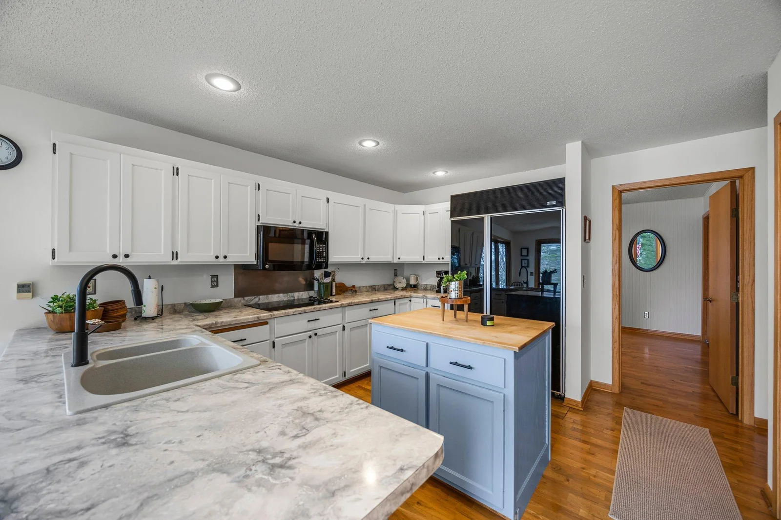 Main House 4BR/3BA