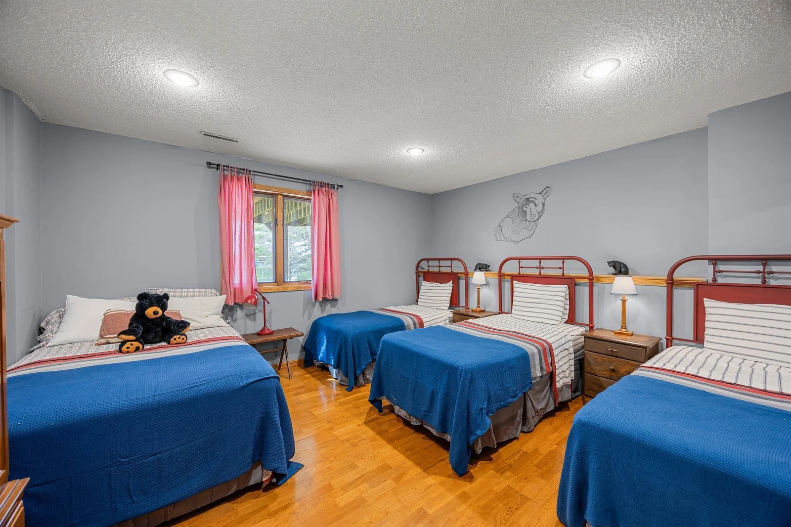 Main House 4BR/3BA