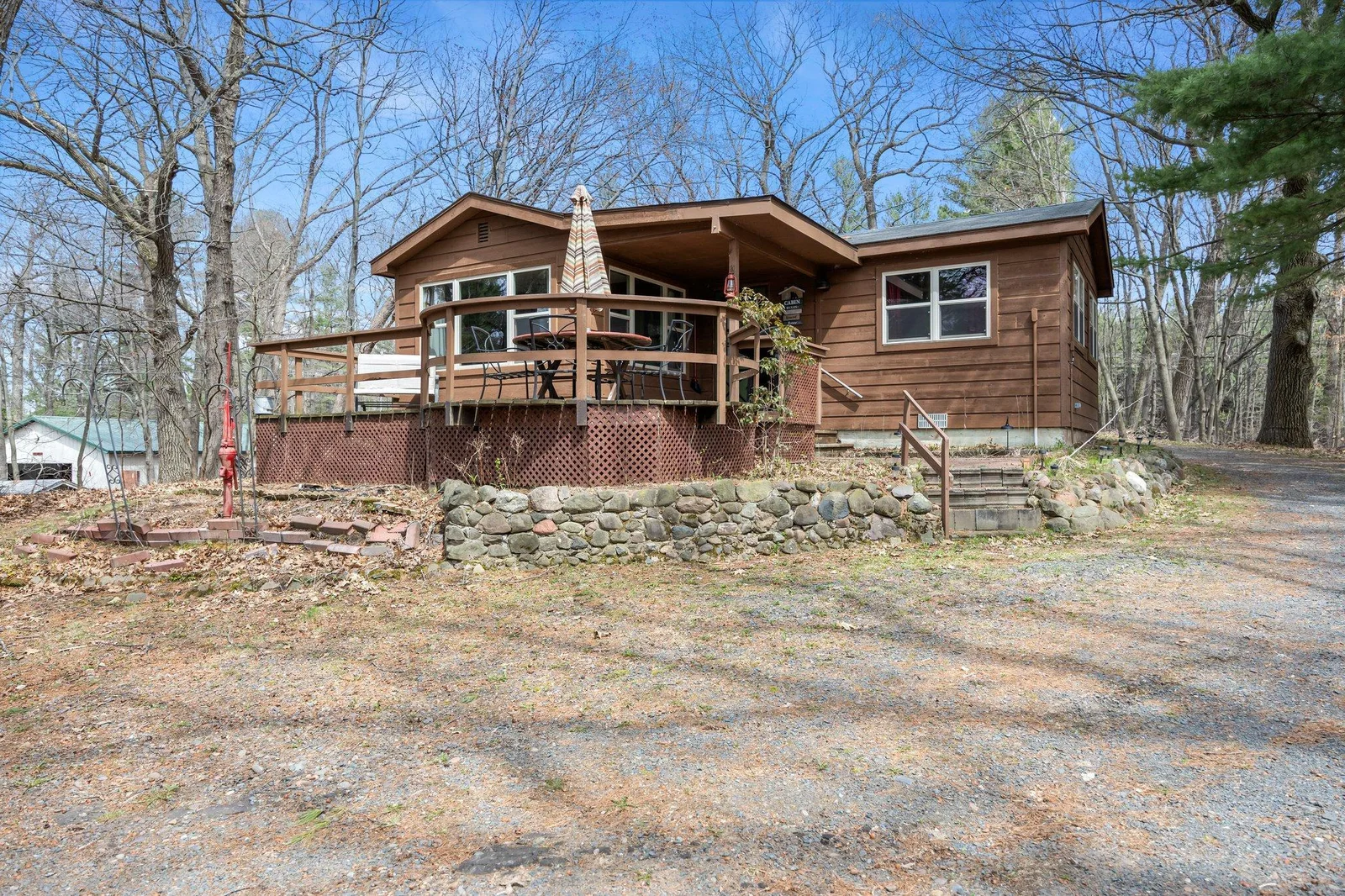 Cabin 3BR/1BA