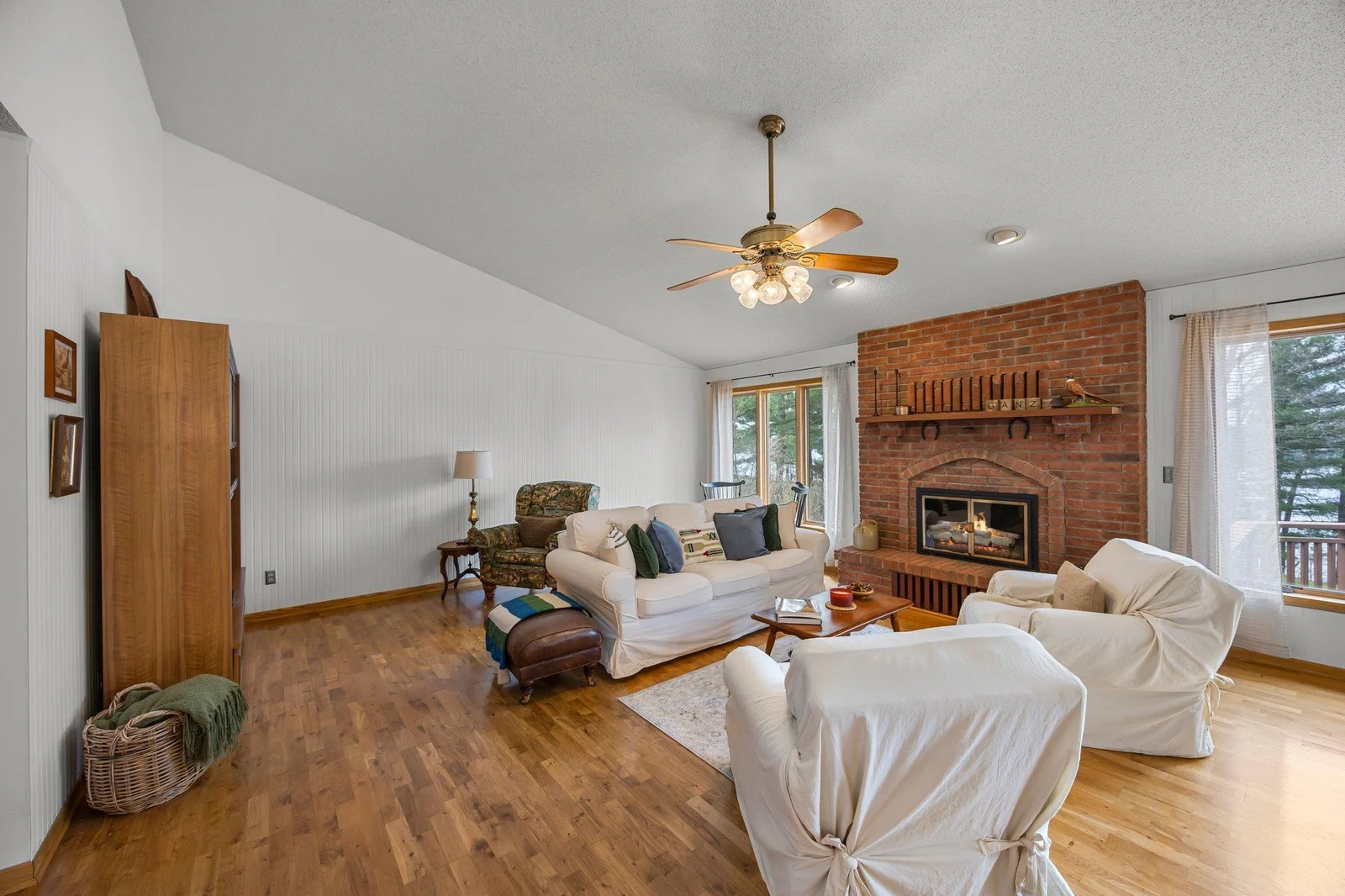 Main House 4BR/3BA
