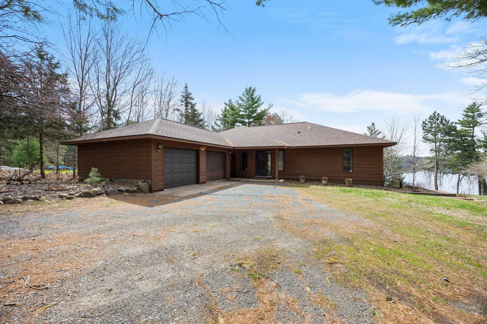 Main House 4BR/3BA