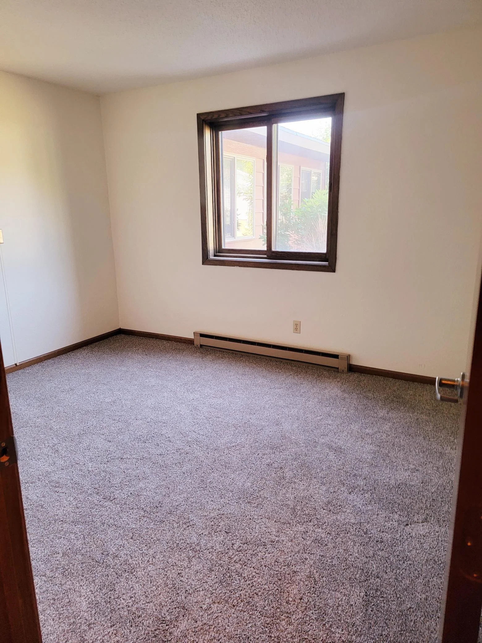 Fairview 119 Bedroom 1.jpg