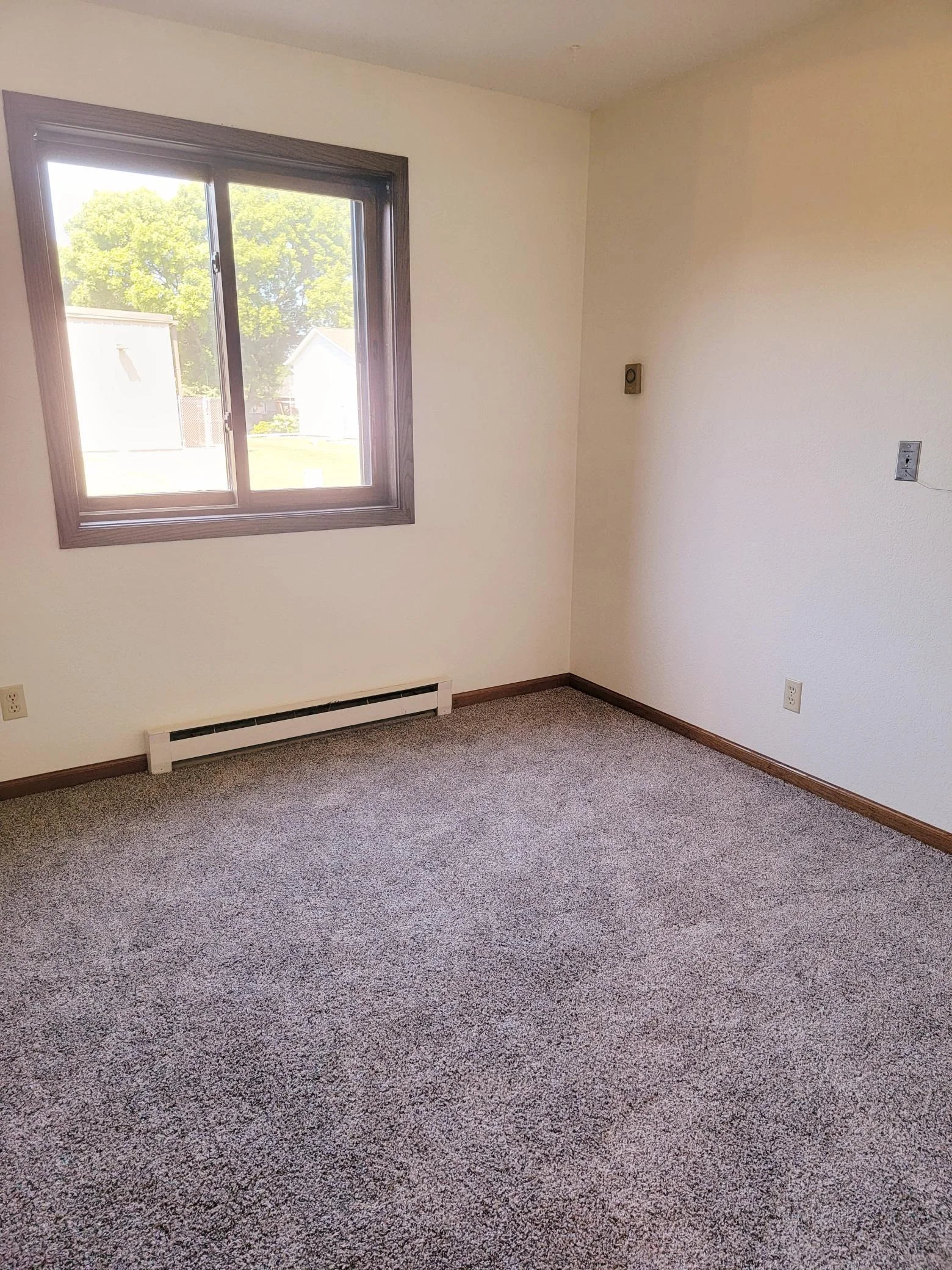 Fairview 119 Bedroom 2.jpg