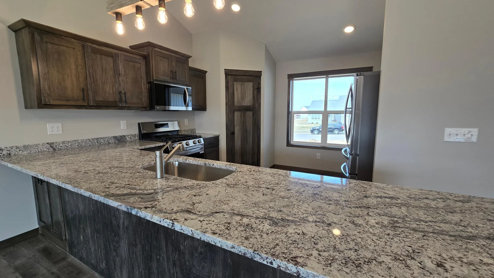 Lots of countertop space for the gatherings or entertaining needs.
