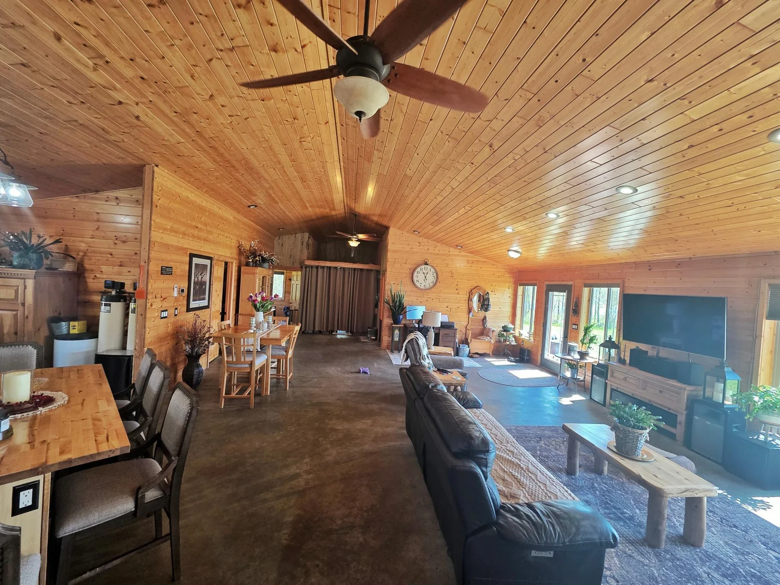 Main space-open concept