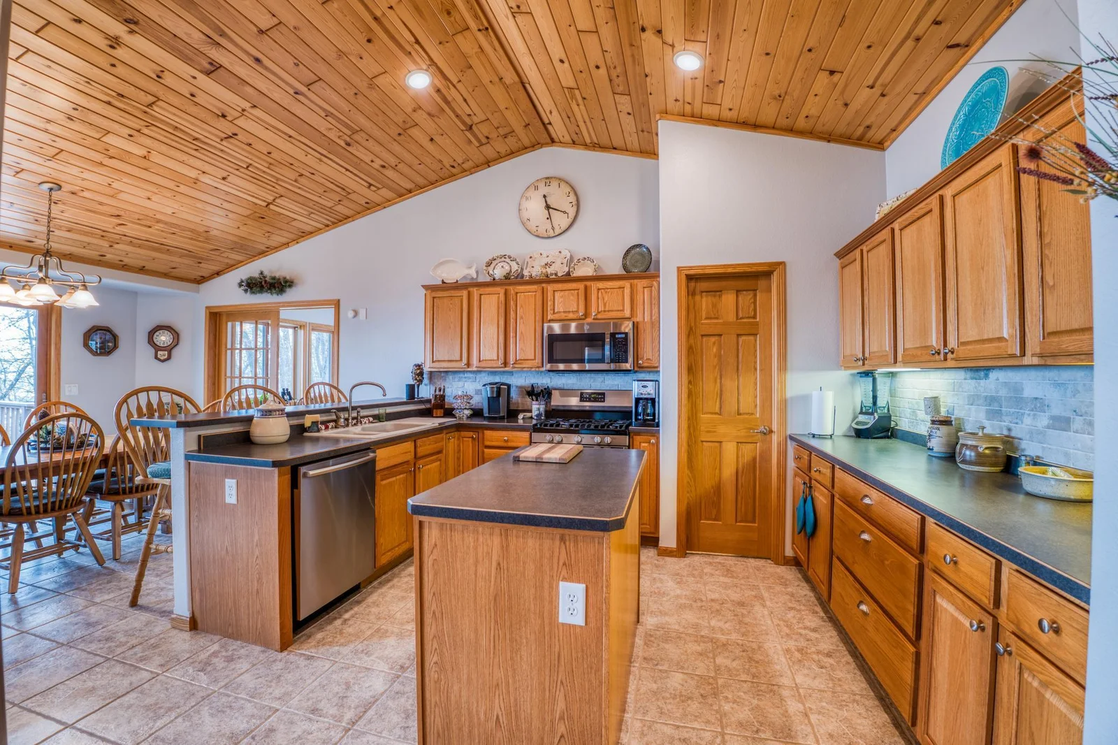 Kitchen 2