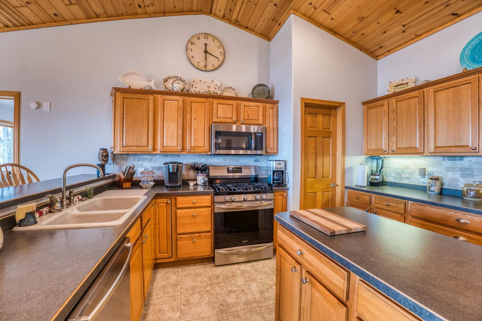 Kitchen 5