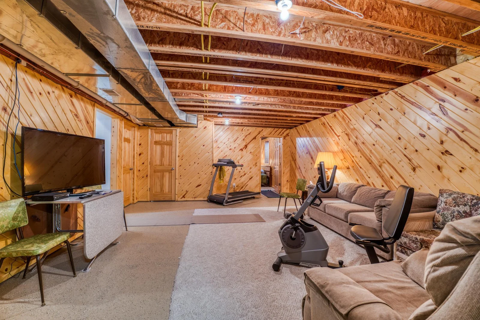 Family Room 3