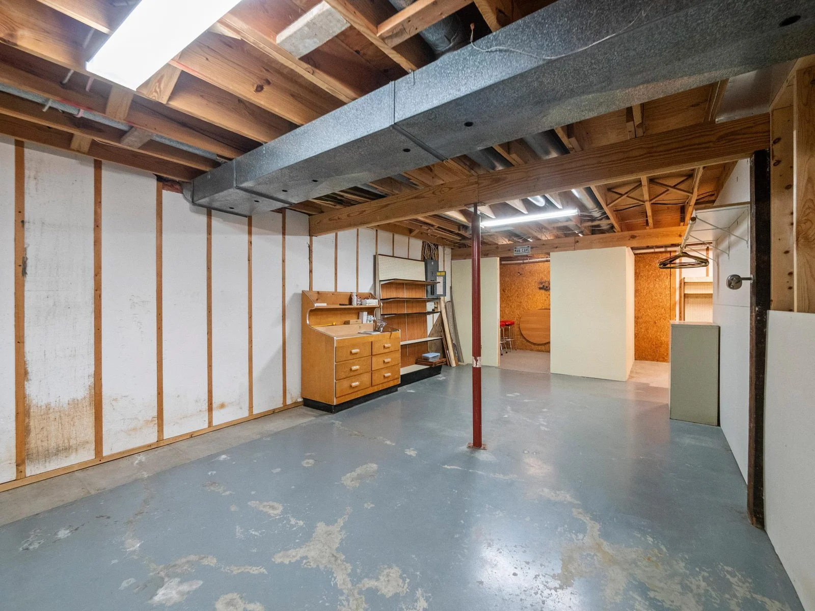 LL Storage