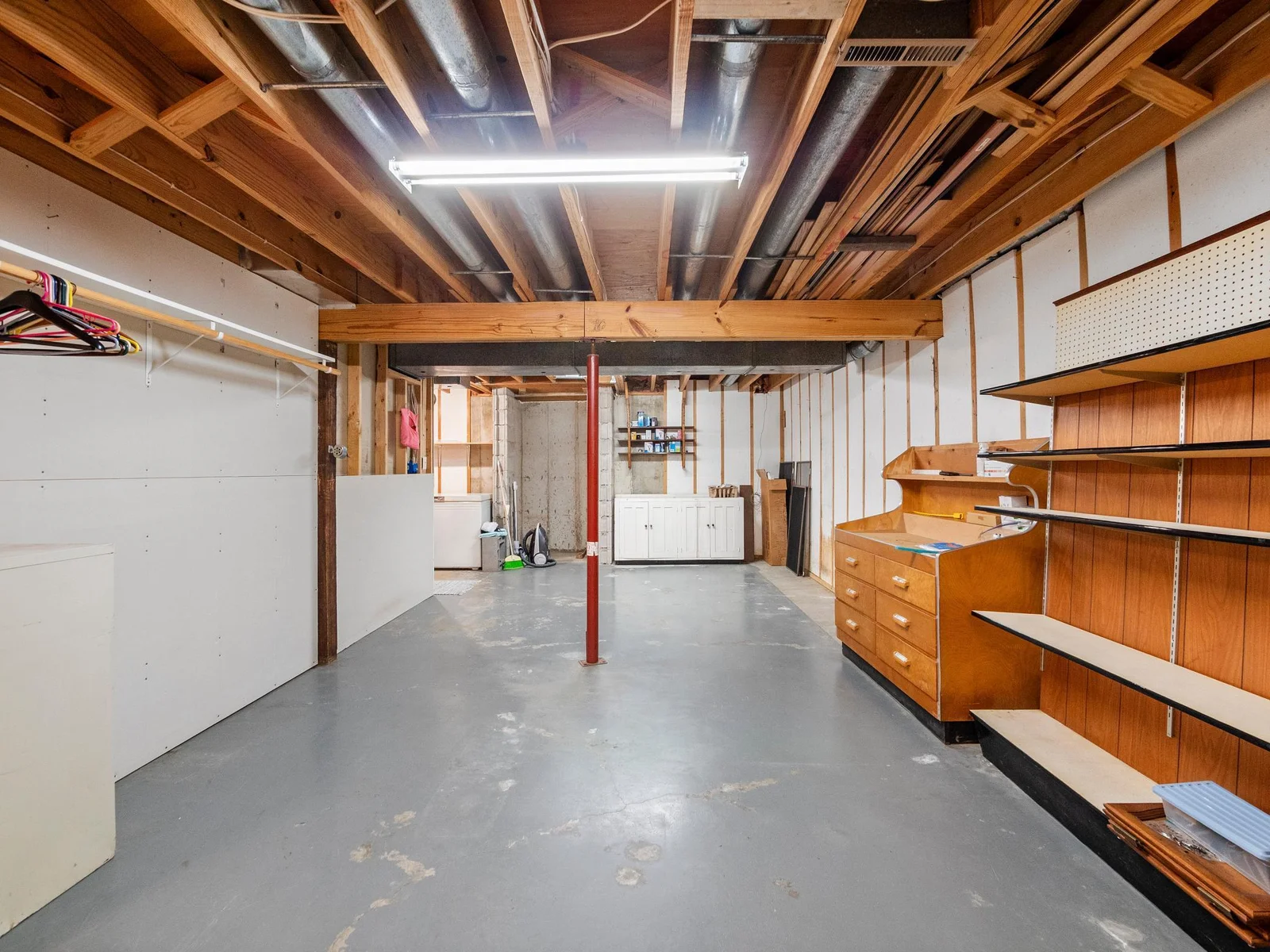 LL Storage