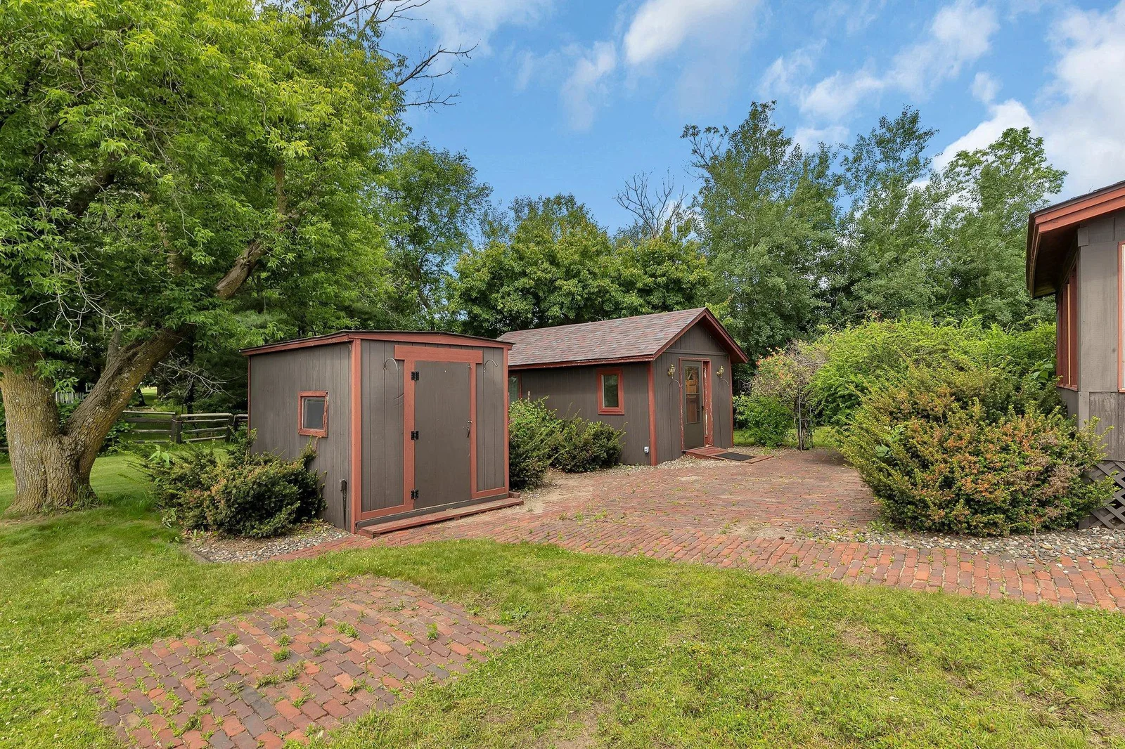 Boat House & Guest House