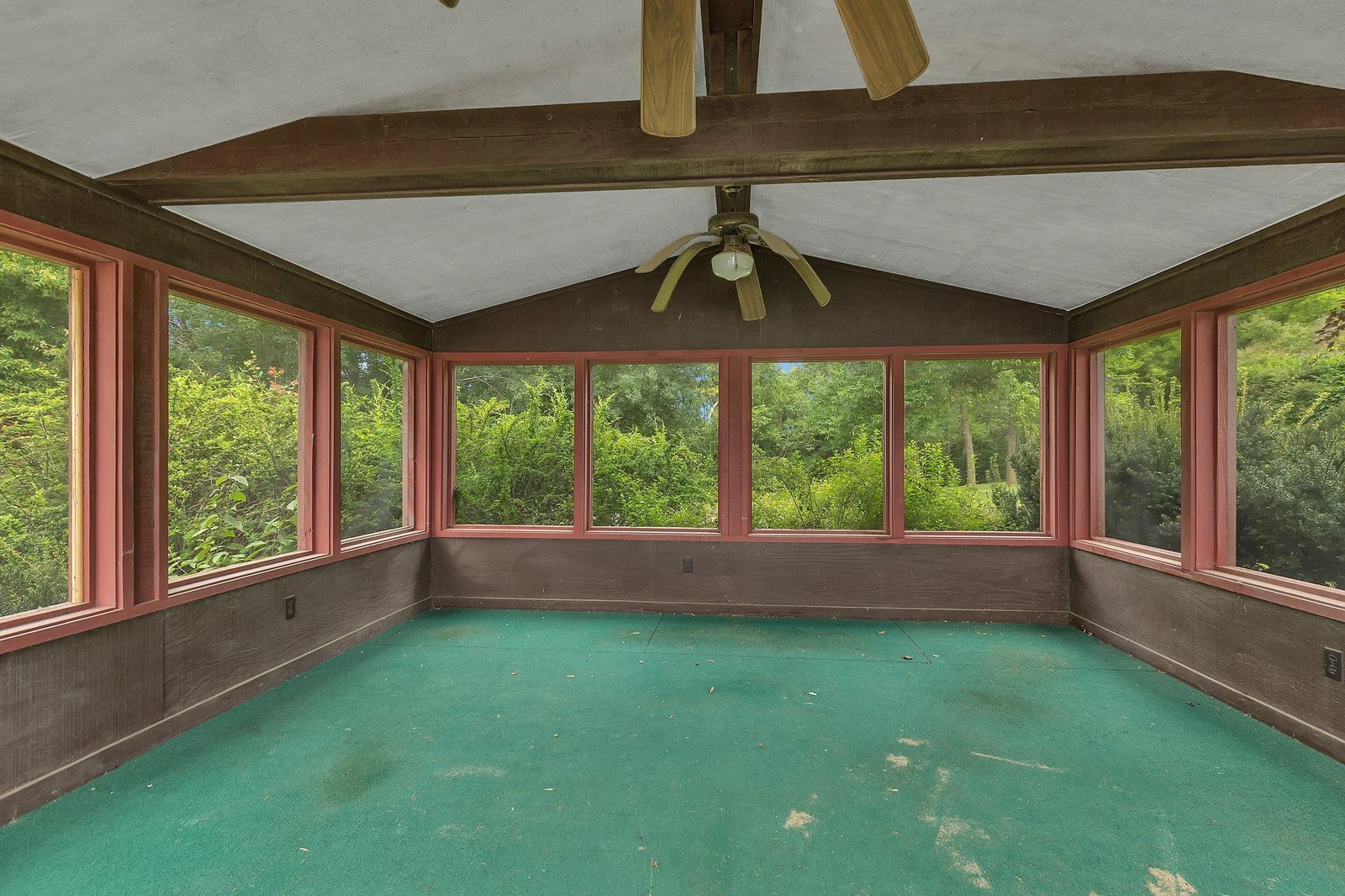 Screen House