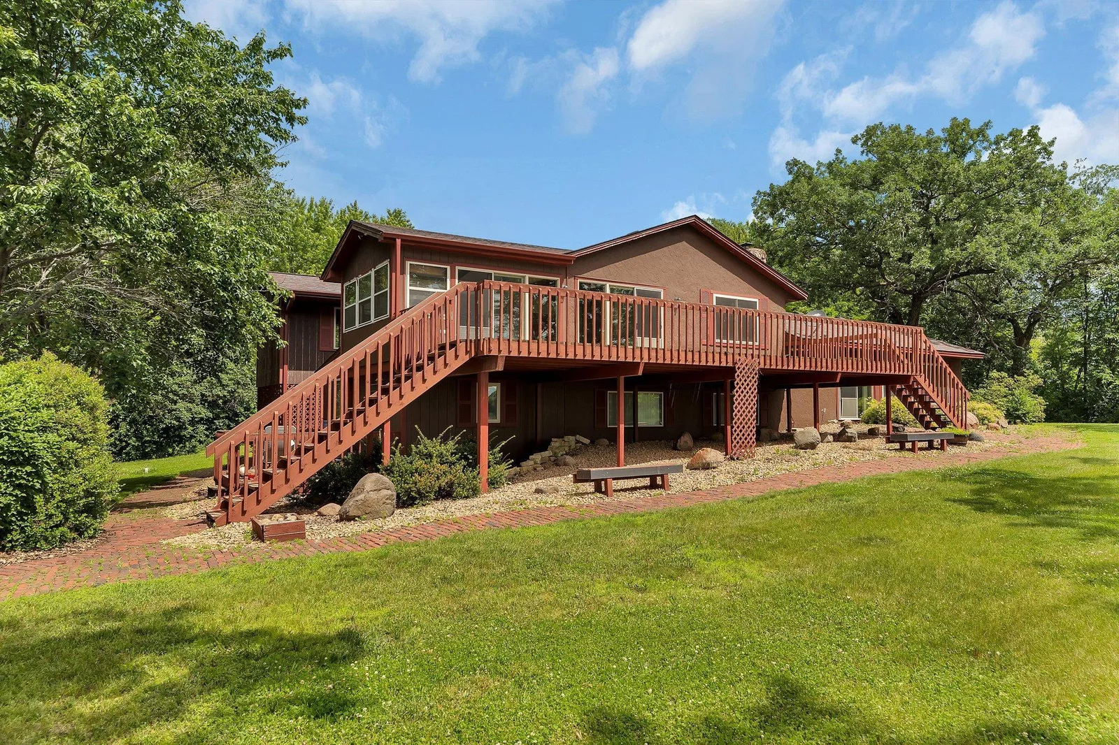 House - lakeside