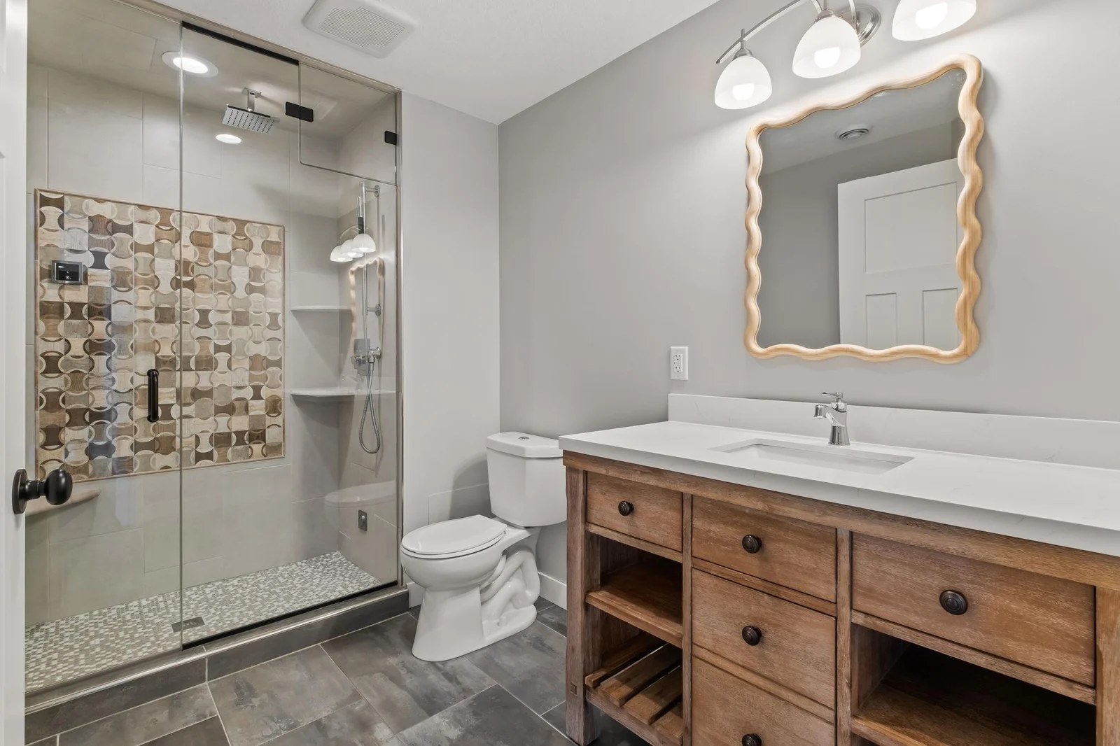 Lower Level Bath with Steam Shower
