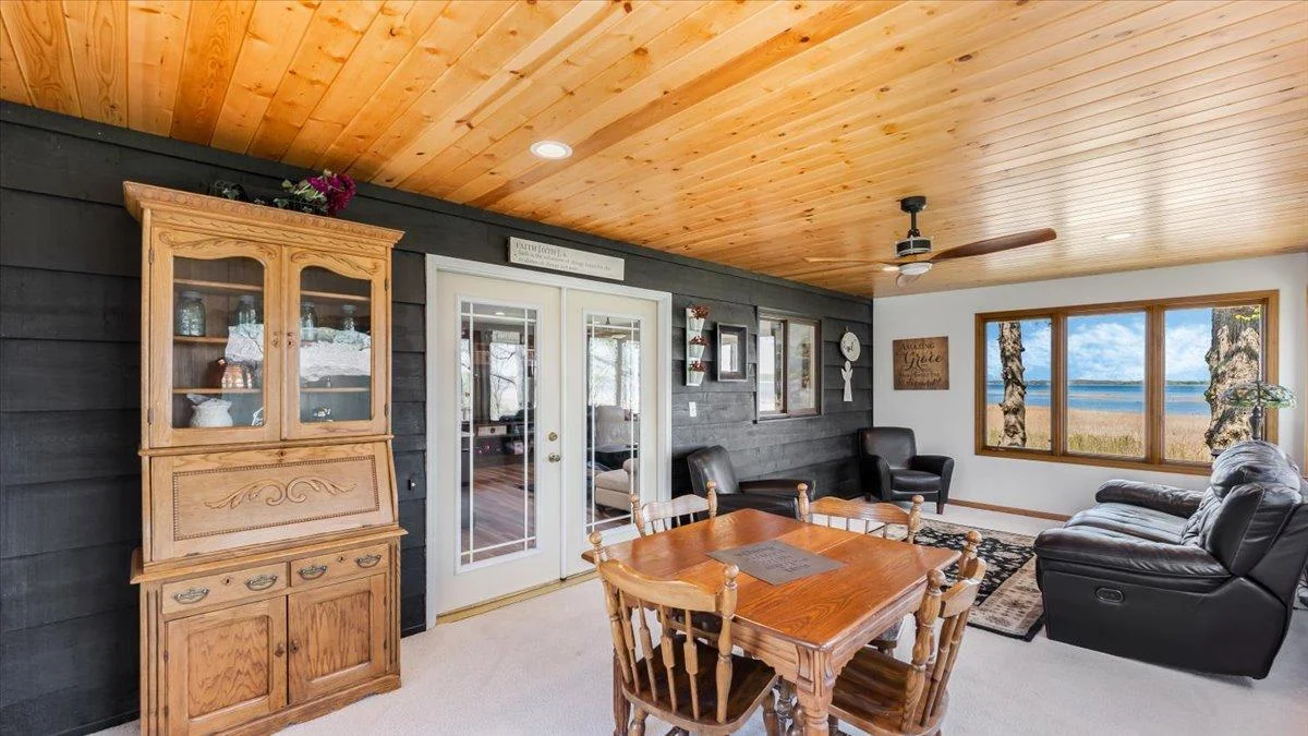 Four Season Porch