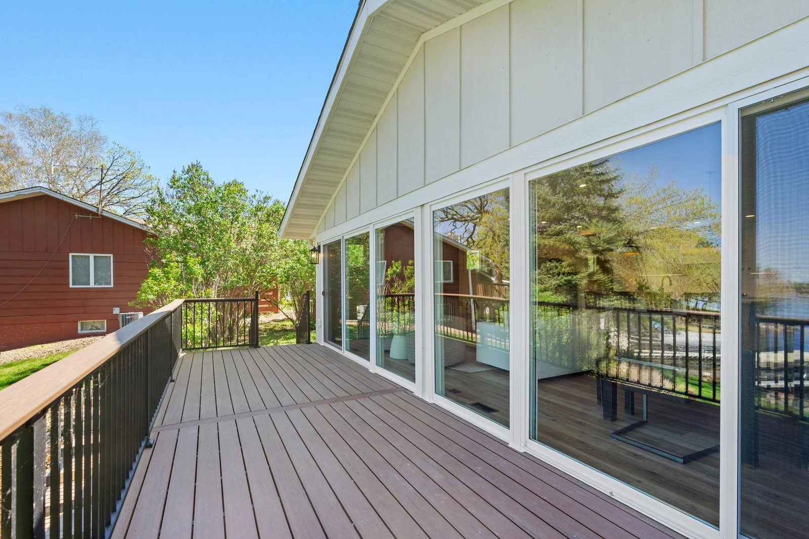 Deck measures 27 x 8
