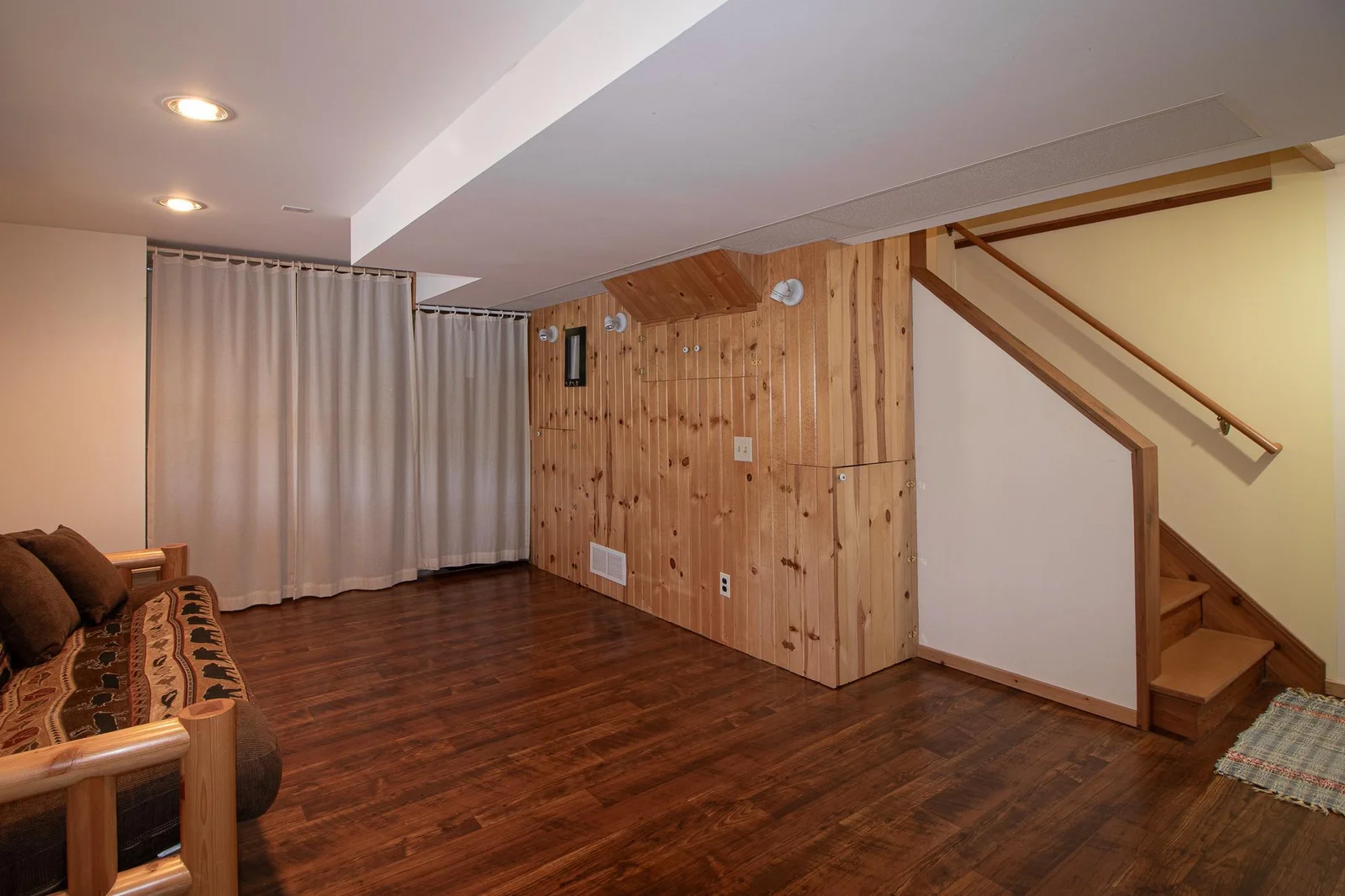 Laminate in flex space for easy clean up coming in from the lake